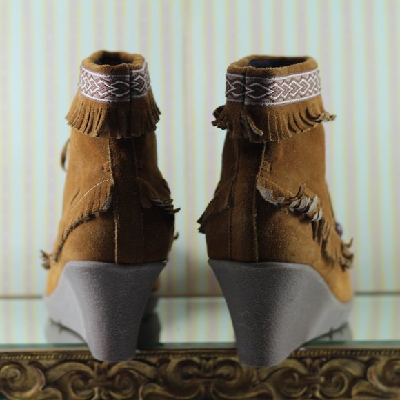 SoftMoc Suede Trinity Boot - Picture 11 of 16